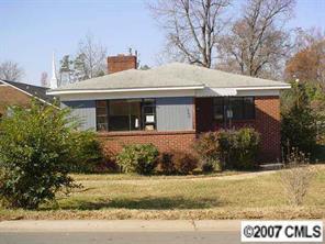 302 E Todd Ln., Charlotte, NC 28208
