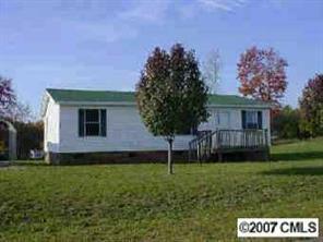 2372 Arrowwood Dr., Hickory, NC 28601