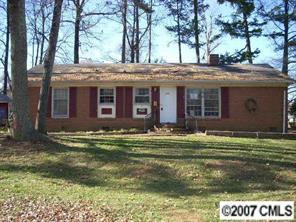 600 Aintree Rd., Charlotte, NC 28215