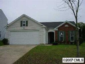 1722 Oakdale Green Dr., Charlotte, NC 28216