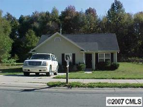 1310 Log Cabin Rd., Charlotte, NC 28213