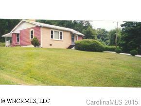 240 Norleon Ave., Hendersonville, NC 28791