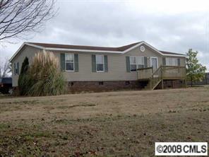 2424 Kens Dr., Sherrills Ford, NC 28673