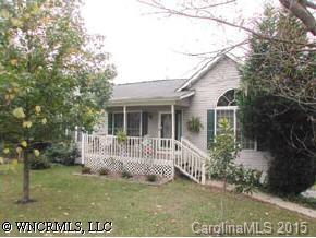 14 Lakewood Road, Hendersonville, NC 28792