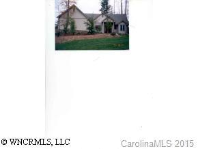 904 Dunroy Dr., Hendersonville, NC 28731