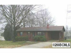 118 Greenview Dr., Kannapolis, NC 28081