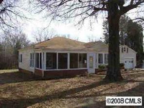 1303 Lowrance Ave., Kannapolis, NC 28081
