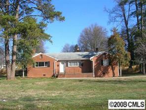 706 E Center Ave., Mooresville, NC 28115