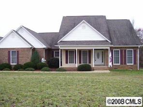 102 Schweppe Dr., Shelby, NC 28152