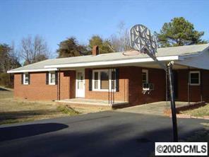 345 Old Henrietta Rd., Forest City, NC 28043