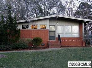 1438 Larkfield Ln., Charlotte, NC 28210