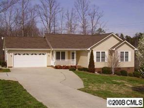 2407 Lakeshore Rd., Denver, NC 28037