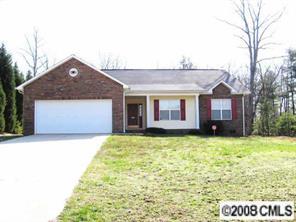 1216 Ione Baker Rd., Hickory, NC 28603