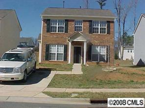 520 Stillgreen Ln., Charlotte, NC 28214