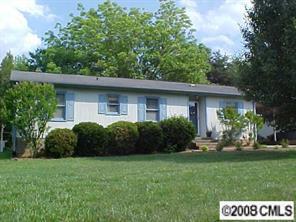 110 Barclay Ln., Mooresville, NC 28115