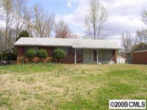 4045 Uppergate Ln., Charlotte, NC 28215