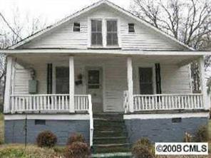 221 E Bell St., Statesville, NC 28677