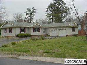 7114 Crossridge Rd., Charlotte, NC 28214