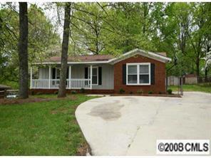 8609 Stonehurst Dr., Charlotte, NC 28214