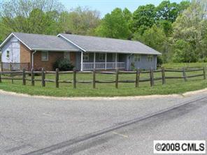 612 Greenway St., Davidson, NC 28036