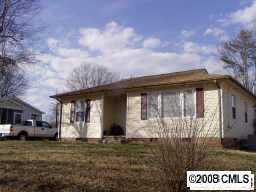 2214 W Sixth Ave., Gastonia, NC 28052