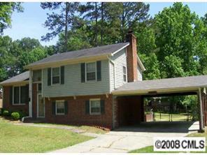 6514 Farmway Pl., Charlotte, NC 28215