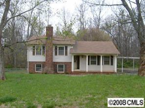 1326 Niagra Cir., Charlotte, NC 28214