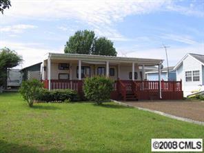 325 Mt View Ln., New London, NC 28127
