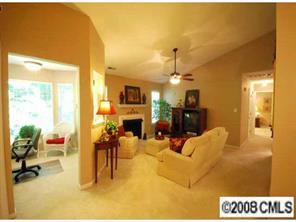 6150 Graygate Ln. #H, Charlotte, NC 28210