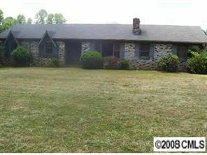 275 Johnson Farm Rd., Hiddenite, NC 28636