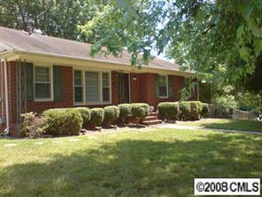907 Ranch Rd., Charlotte, NC 28208