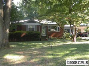 1167 Leigh Cir., Charlotte, NC 28216