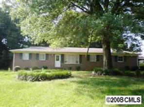 106 Vina Pl., Mount Holly, NC 28120