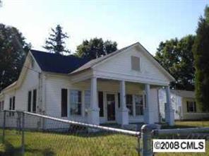 207 S Holland St., Dallas, NC 28034