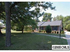 6318 Burlwood Rd., Charlotte, NC 28211