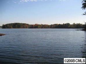 316 Riverside Dr., Mount Holly, NC 28120