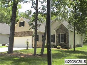 308 Plaza Dr., Harrisburg, NC 28075