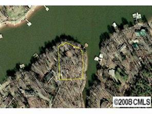 5138 Crystal Lake Dr., Denver, NC 28037