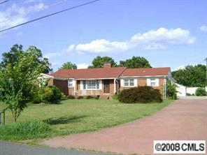 301 Glen Haven Dr., Charlotte, NC 28214
