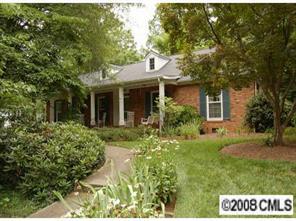 126 Crescent Dr., Davidson, NC 28036