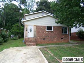 2033 Garnette Pl., Charlotte, NC 28216