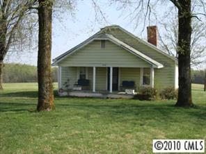 388 Chestnut Grove Rd., Statesville, NC 28625