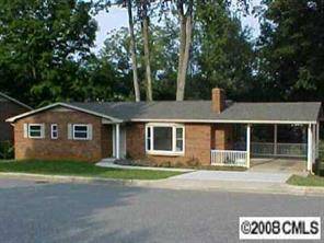 222 Cynthia St., Statesville, NC 28677