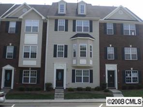 10086 Treeside Ln., Matthews, NC 28105