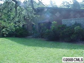 307 Larue Cir., Statesville, NC 28625