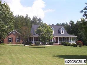 2940 Midnight Dr., Hickory, NC 28601