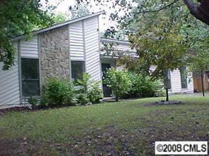 6007 Holly Berry Dr., Charlotte, NC 28227