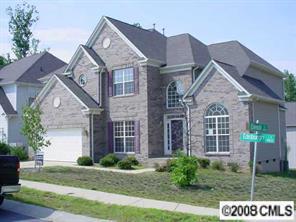 9806 Edinburgh Ln., Charlotte, NC 28269