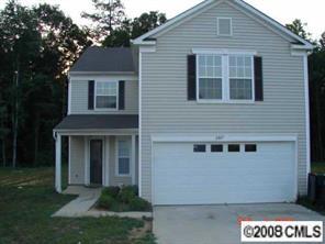 6307 Foster Brook Dr., Charlotte, NC 28216