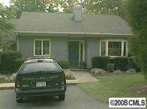 8329 Rustwood Pl., Charlotte, NC 28227